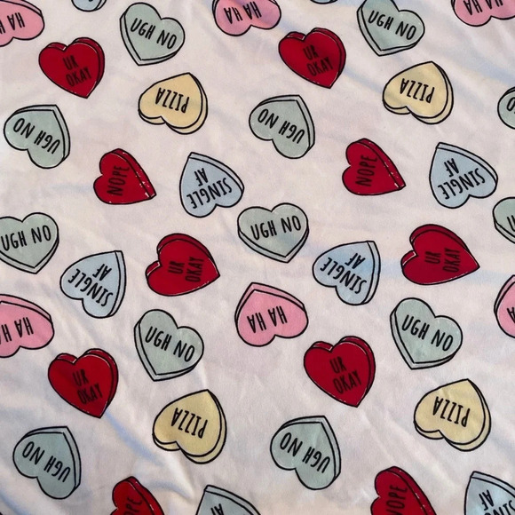 WILDFOX CANDY HEARTS PRINT OVERSIZED SLEEP T SHIRT IN WHITE Small - Picture 5 of 9